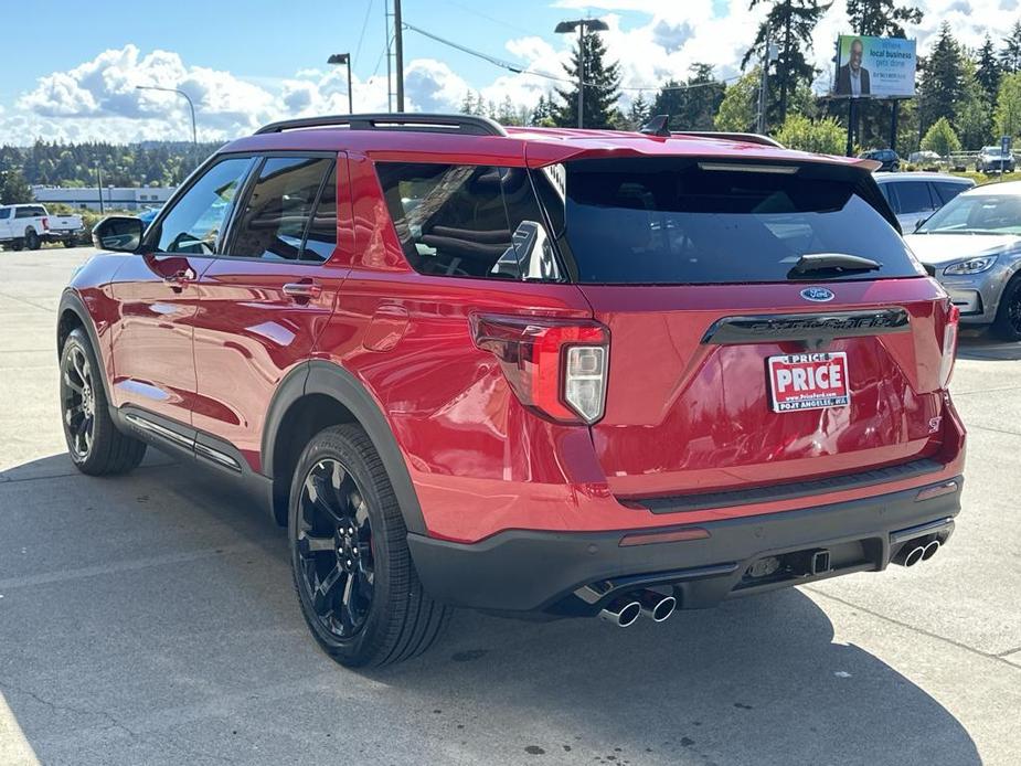 new 2024 Ford Explorer car, priced at $61,799