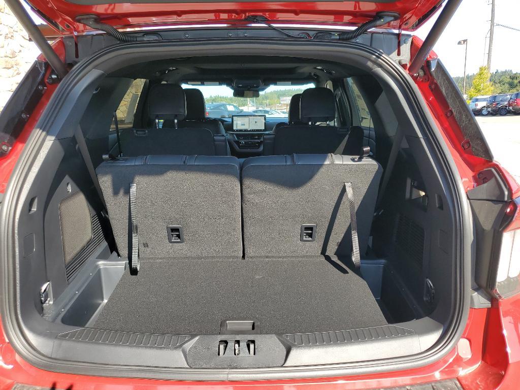 new 2025 Ford Explorer car