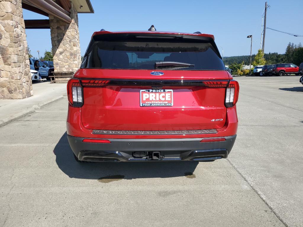 new 2025 Ford Explorer car