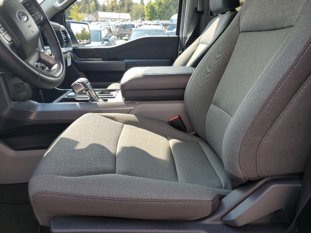 new 2025 Ford F-150 Lightning car, priced at $66,560