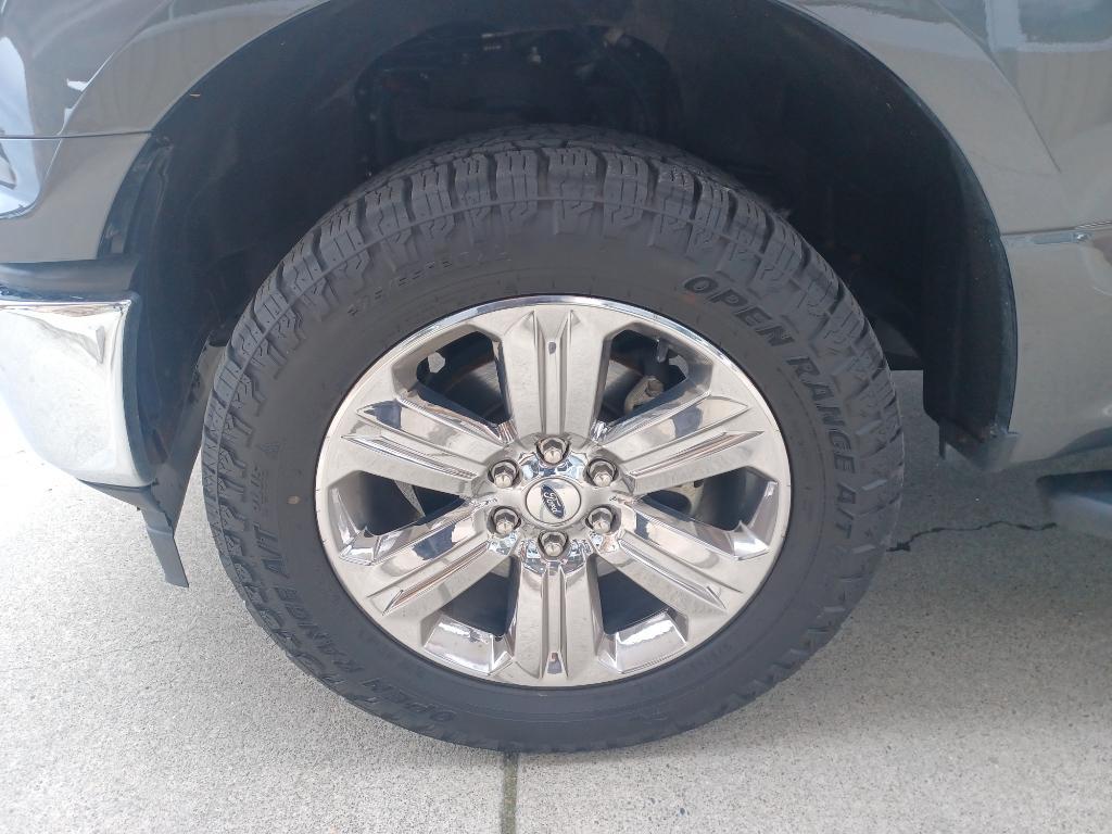 used 2018 Ford F-150 car, priced at $25,999