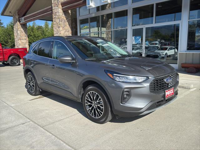 new 2025 Ford Escape PHEV car, priced at $33,248