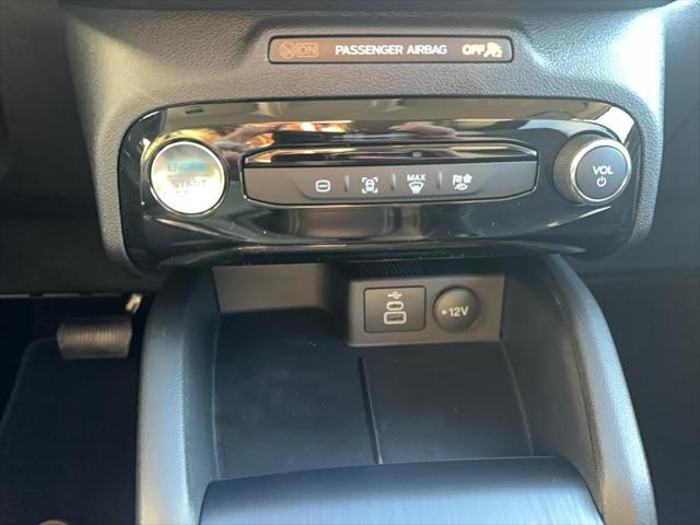 new 2025 Ford Escape car, priced at $33,248