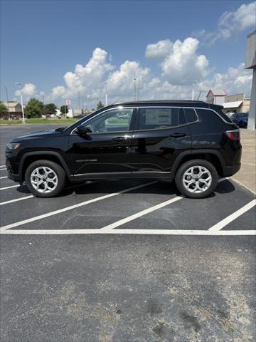 new 2025 Jeep Compass car, priced at $30,760