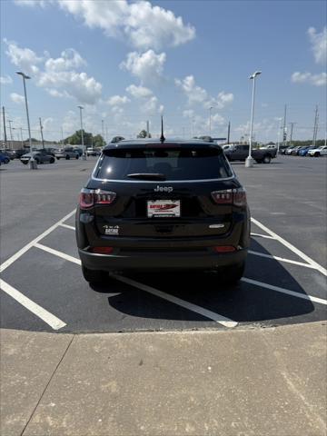 new 2025 Jeep Compass car, priced at $30,760