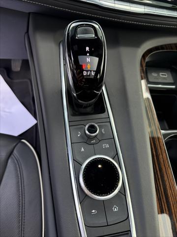 used 2023 Cadillac Escalade ESV car, priced at $76,999