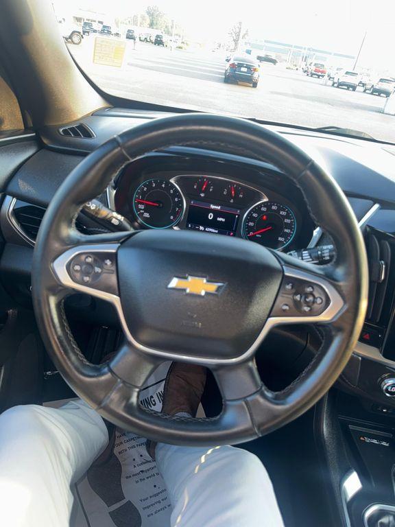 used 2023 Chevrolet Traverse car, priced at $30,239
