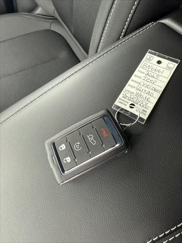 new 2025 Jeep Grand Cherokee car, priced at $43,575