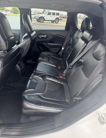 used 2023 Jeep Cherokee car, priced at $26,024