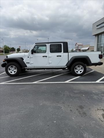used 2023 Jeep Gladiator car, priced at $31,999