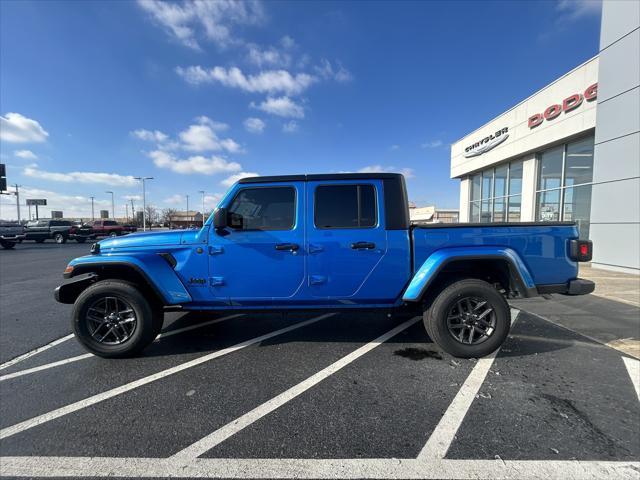 new 2024 Jeep Gladiator car