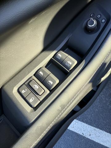 new 2025 Jeep Grand Cherokee L car, priced at $45,275