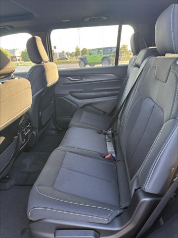 new 2025 Jeep Grand Cherokee L car, priced at $45,275
