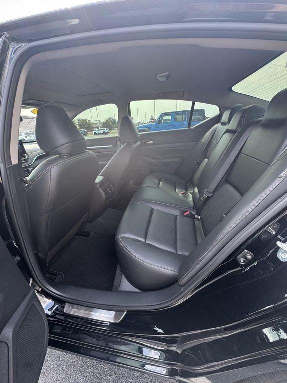 used 2023 Nissan Altima car, priced at $28,924