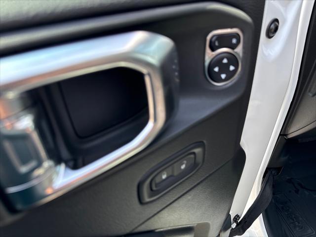 new 2025 Jeep Wrangler car, priced at $58,720