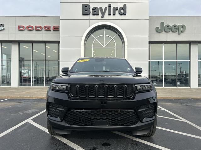 new 2025 Jeep Grand Cherokee car, priced at $47,675