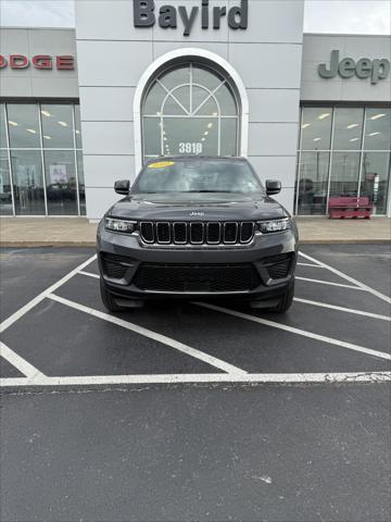 new 2025 Jeep Grand Cherokee car, priced at $44,170