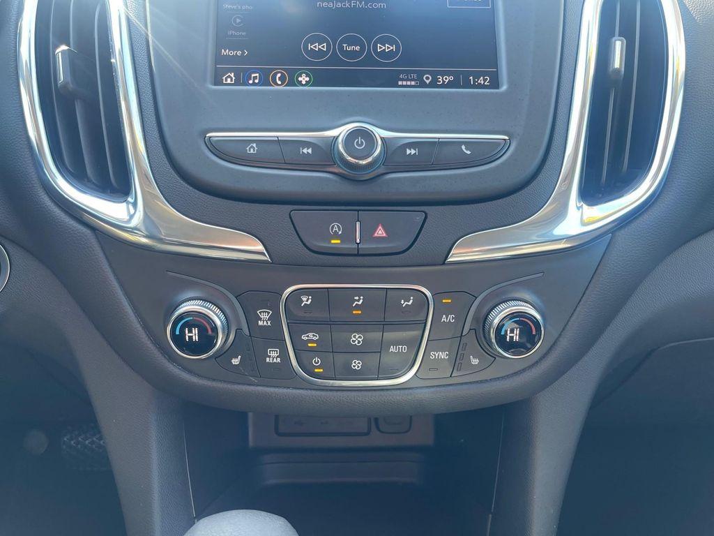 used 2024 Chevrolet Equinox car, priced at $25,990