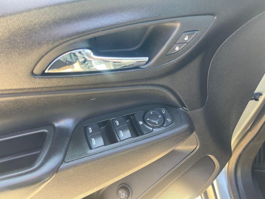 used 2024 Chevrolet Equinox car, priced at $25,990