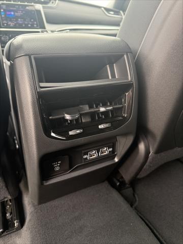new 2025 Jeep Grand Cherokee car, priced at $44,170
