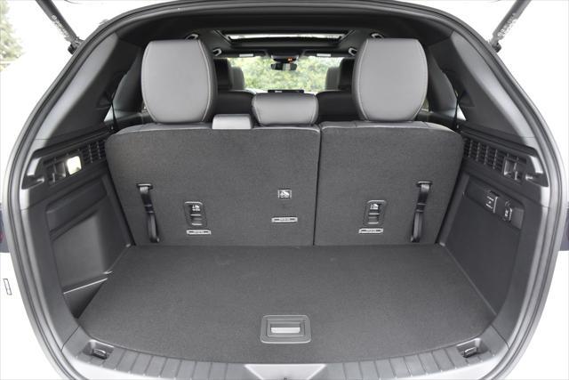 new 2025 Mazda CX-90 car, priced at $53,075