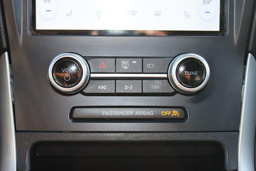 used 2022 Ford Edge car, priced at $25,291
