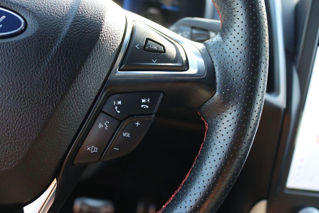 used 2022 Ford Edge car, priced at $25,291