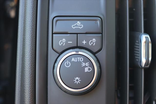 used 2022 Chevrolet Silverado 1500 car, priced at $33,800