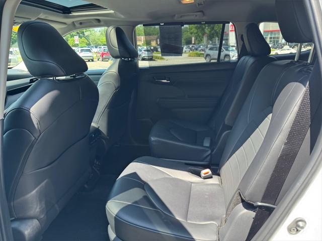 used 2024 Toyota Highlander car, priced at $45,991