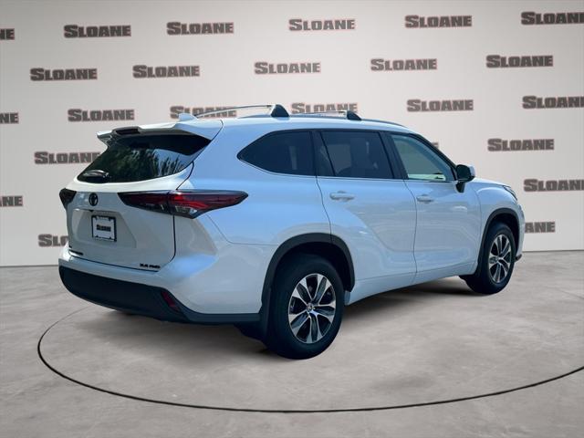 used 2024 Toyota Highlander car, priced at $45,991