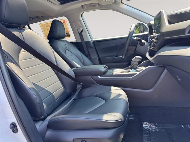 used 2024 Toyota Highlander car, priced at $45,991