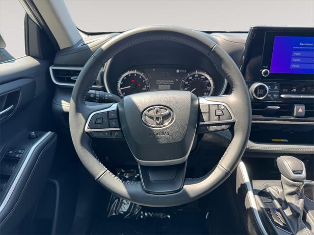 used 2024 Toyota Highlander car, priced at $45,991