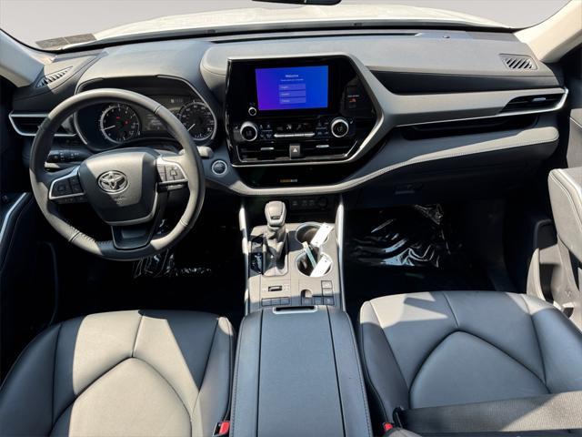 used 2024 Toyota Highlander car, priced at $45,991