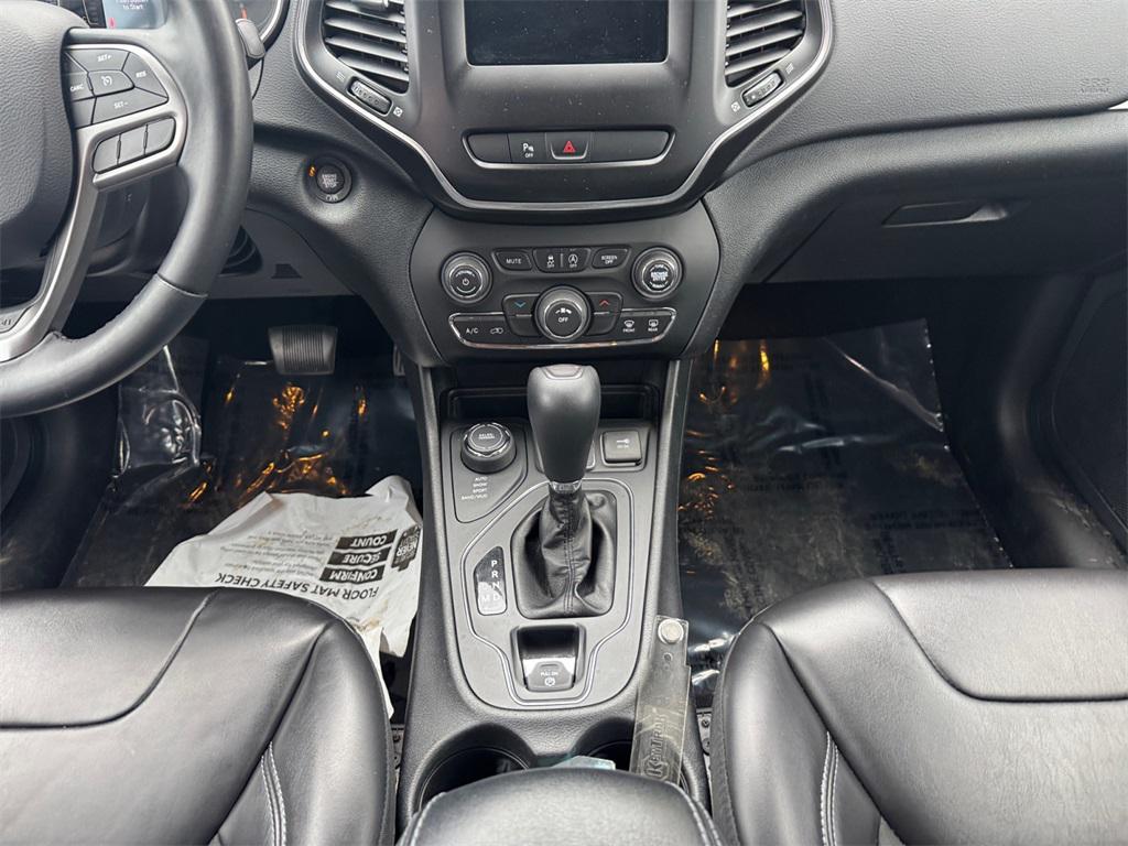 used 2019 Jeep Cherokee car, priced at $14,991