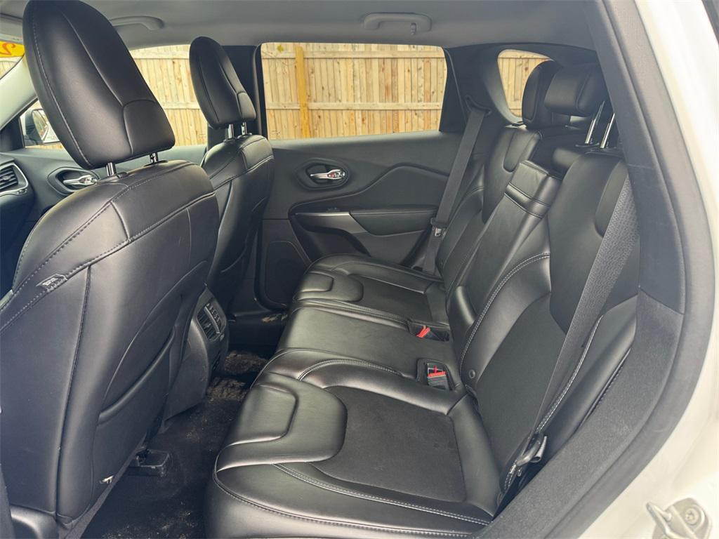 used 2019 Jeep Cherokee car, priced at $14,991