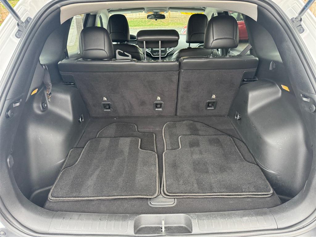 used 2019 Jeep Cherokee car, priced at $14,991