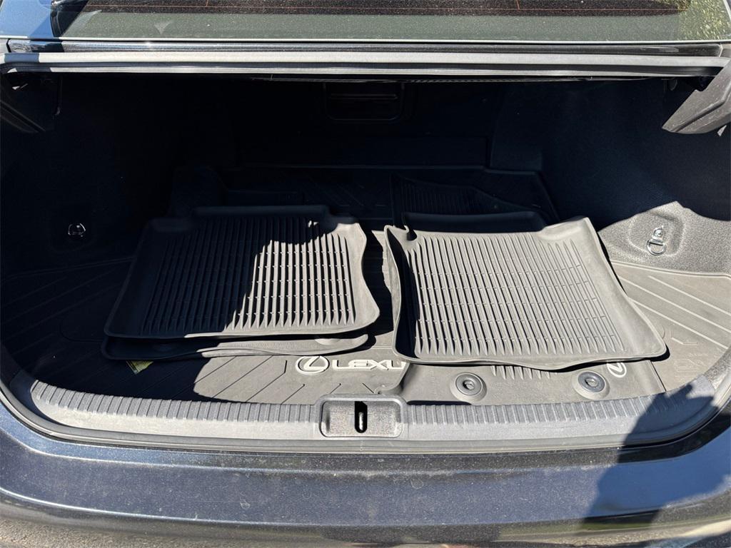 used 2021 Lexus ES 250 car, priced at $28,991
