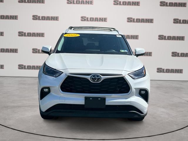 used 2022 Toyota Highlander car, priced at $38,991