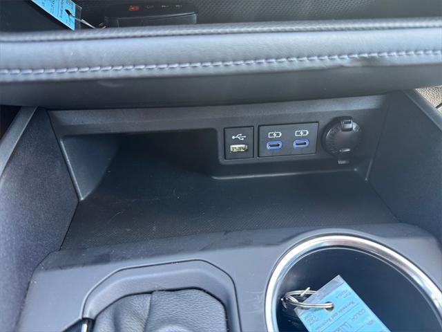 used 2022 Toyota Highlander car, priced at $38,991