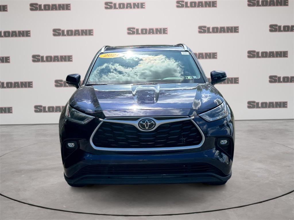 used 2021 Toyota Highlander car, priced at $30,991