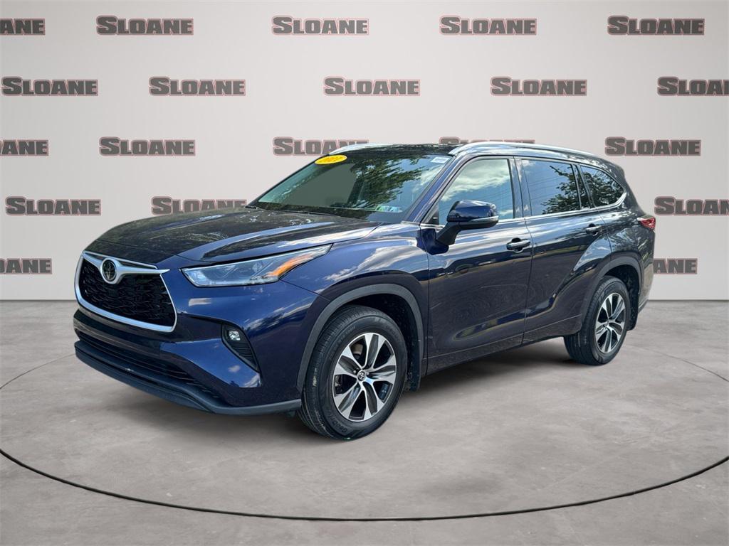used 2021 Toyota Highlander car, priced at $30,991