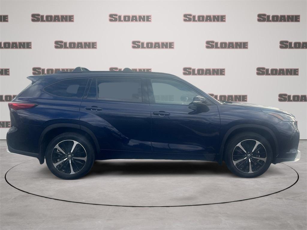 used 2022 Toyota Highlander car, priced at $34,883