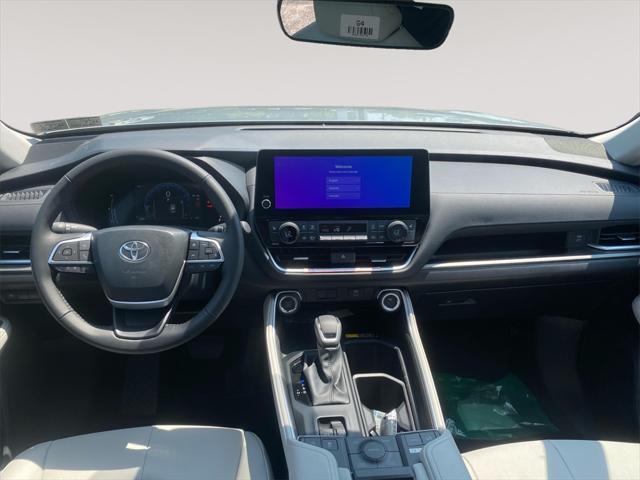 new 2025 Toyota Grand Highlander car, priced at $49,202