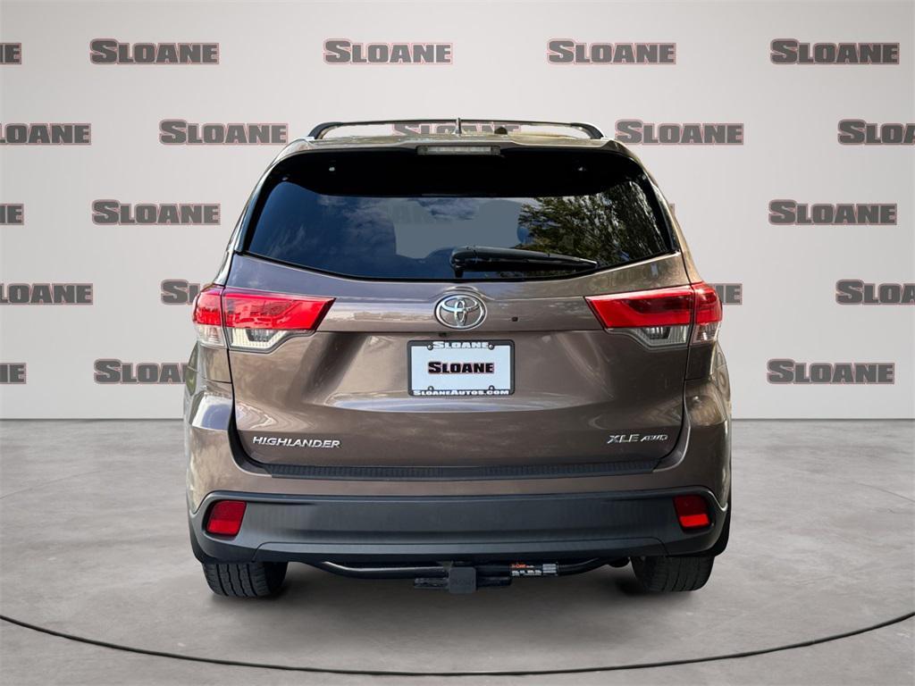 used 2018 Toyota Highlander car, priced at $22,491