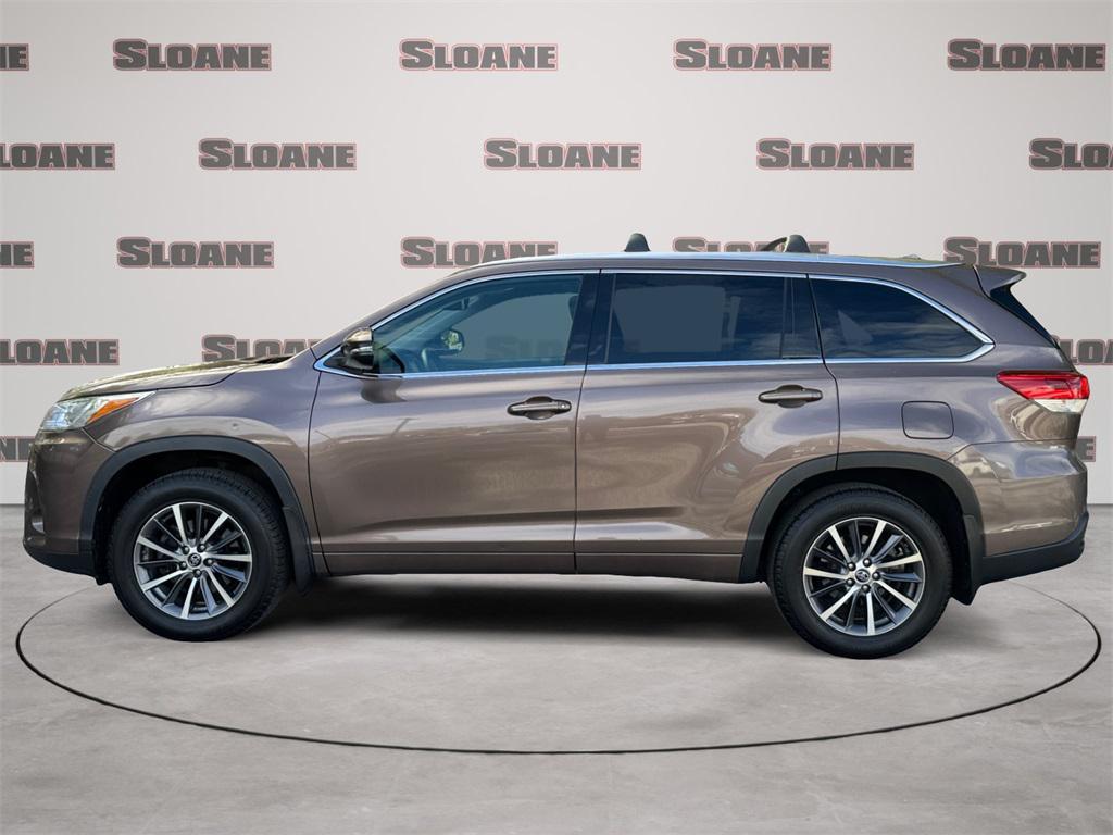 used 2018 Toyota Highlander car, priced at $22,491