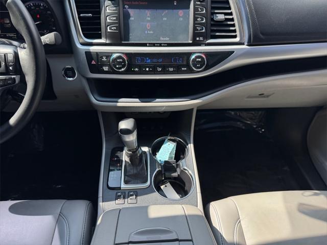 used 2019 Toyota Highlander car, priced at $28,491