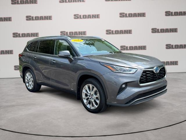 used 2022 Toyota Highlander Hybrid car, priced at $44,991