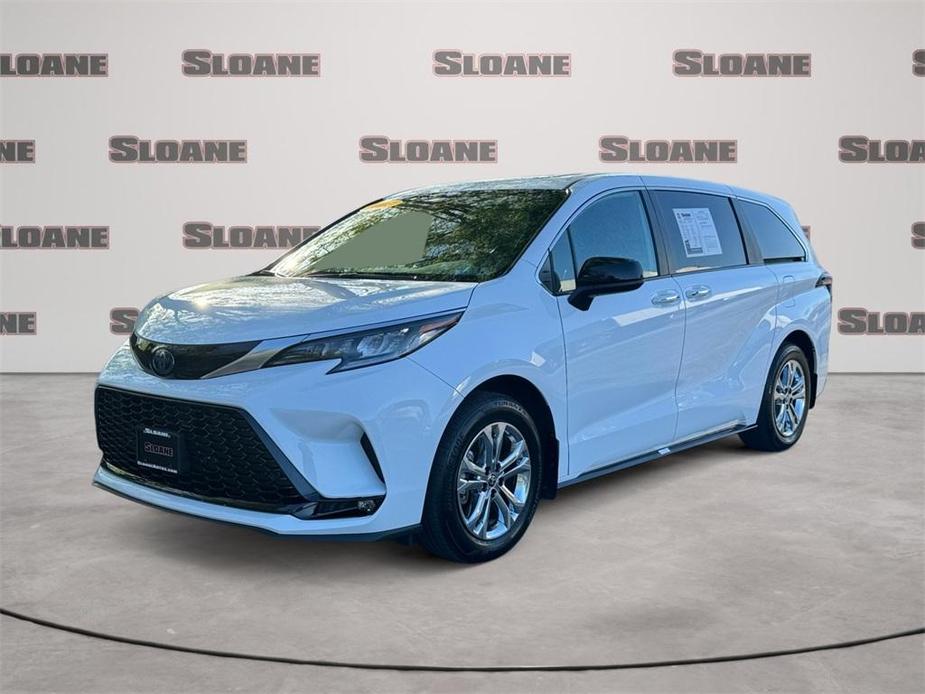 used 2023 Toyota Sienna car, priced at $49,995