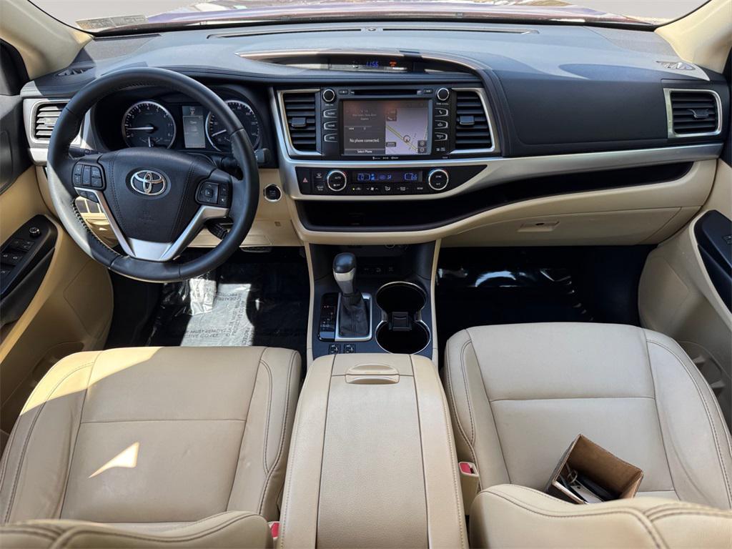 used 2016 Toyota Highlander car, priced at $21,442