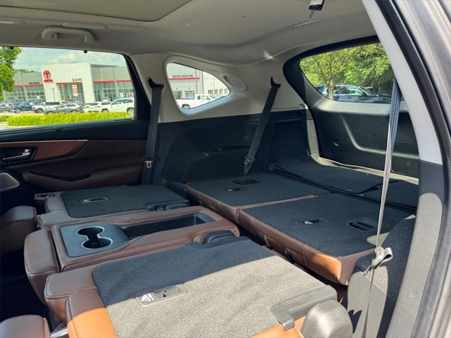 used 2025 Acura MDX car, priced at $52,991